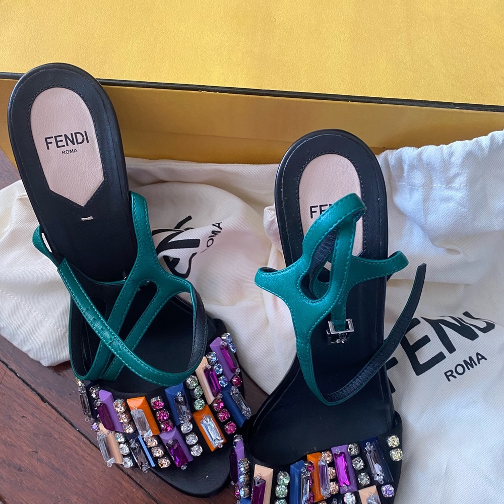 Fendi shoes - Picture 11 of 12